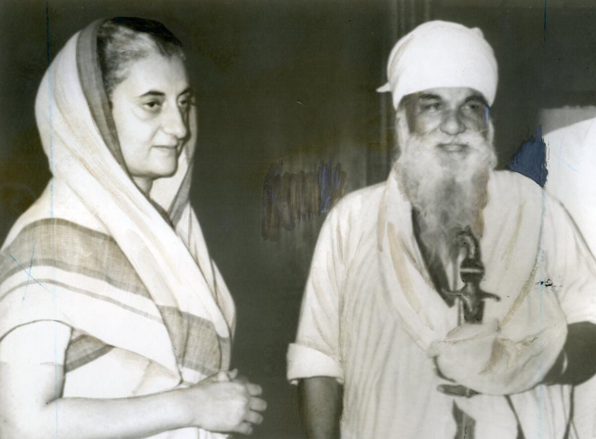 Mrs. Indira Ganrihi. with Sant Fateh Singh, the Akali leader who met the Prime Minister in New Delhi on July 18, 1969 Mrs. Indira Ganrihi. with Sant Fateh Singh, the Akali leader who met the Prime Minister in New Delhi on July 18, 1969