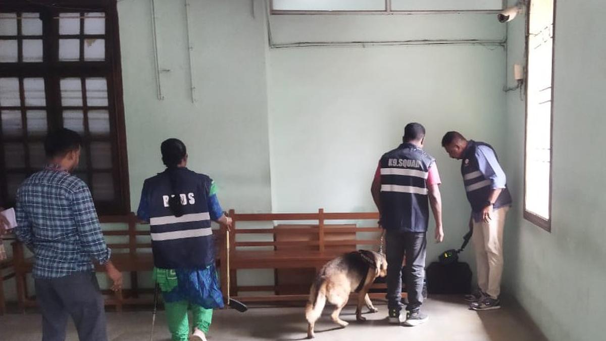 Coimbatore court complex receives bomb threat