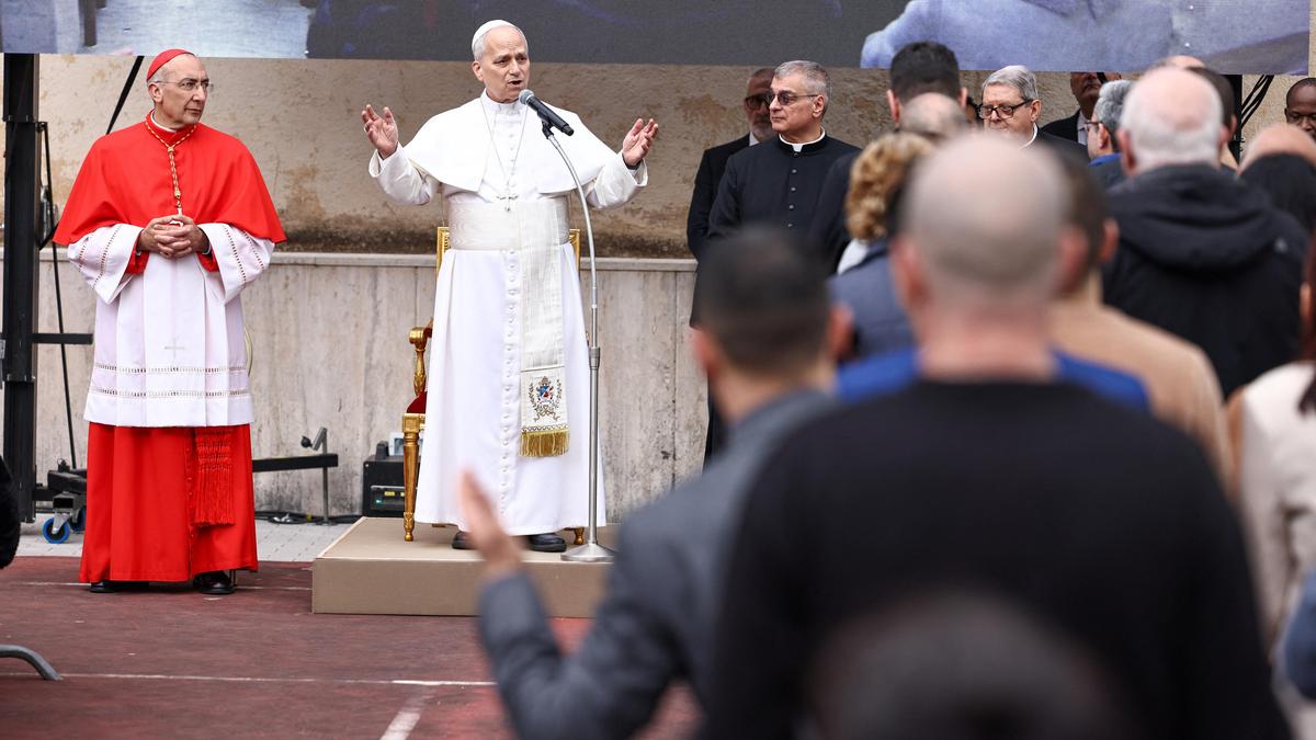 Pope Leo decries 'atrocious violence' in Iran war, urges ceasefire