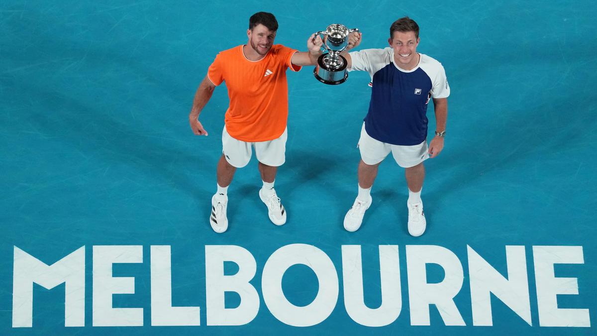 Australia Terbuka 2026: Mertens dan Zhang, Harrison dan Skupski memenangkan gelar ganda