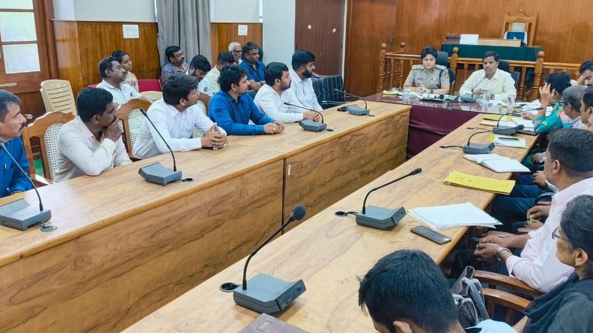 Mandya DC cautions against hoarding and blackmarketing of petrol and diesel