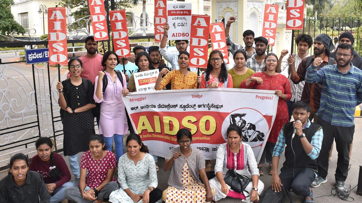 Students protest hike in Mysore varsity exam fee