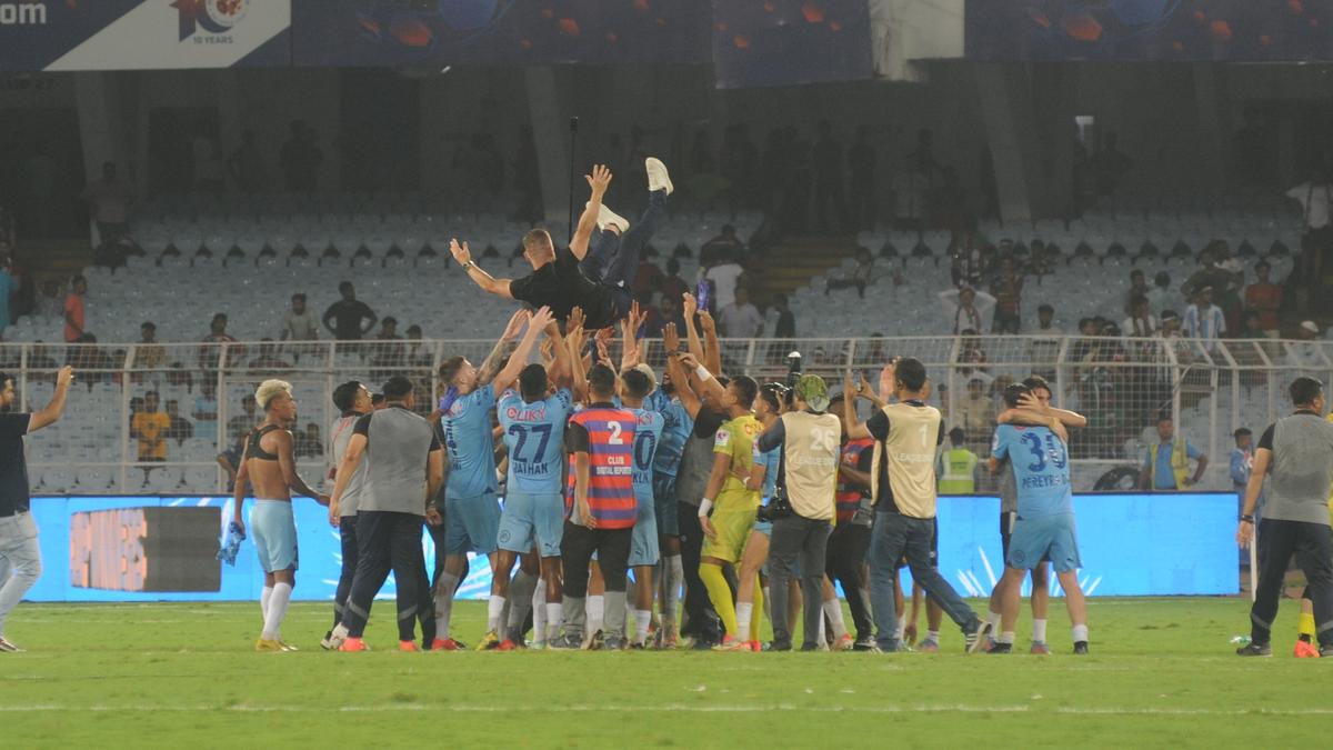 ISL FINAL | Mumbai City regains crown with emphatic win over Mohun Bagan SG