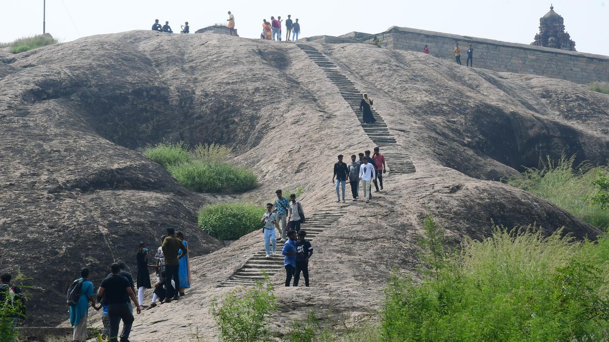 Malaikottai in Dindigul, a cauldron of rebellions for two millennia
Premium