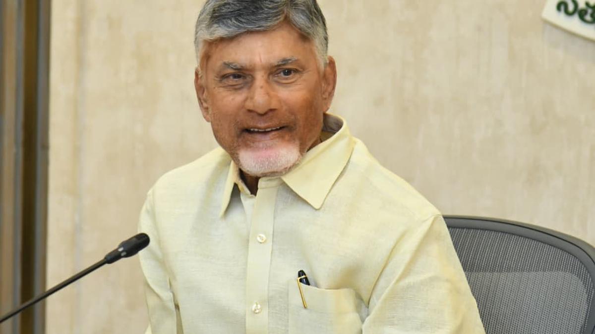 Ensure 25 paise interest loans for higher, foreign studies, Naidu tells officials