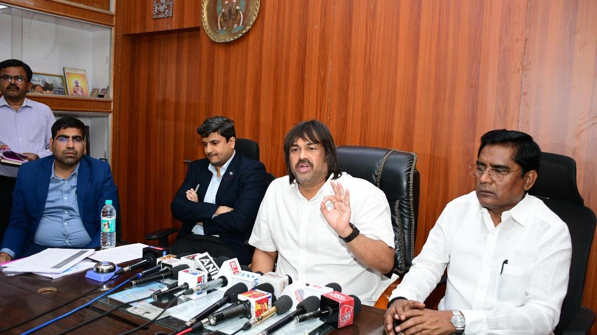 Steps needed to boost enrolment in government schools in Karnataka: Minister Madhu Bangarappa