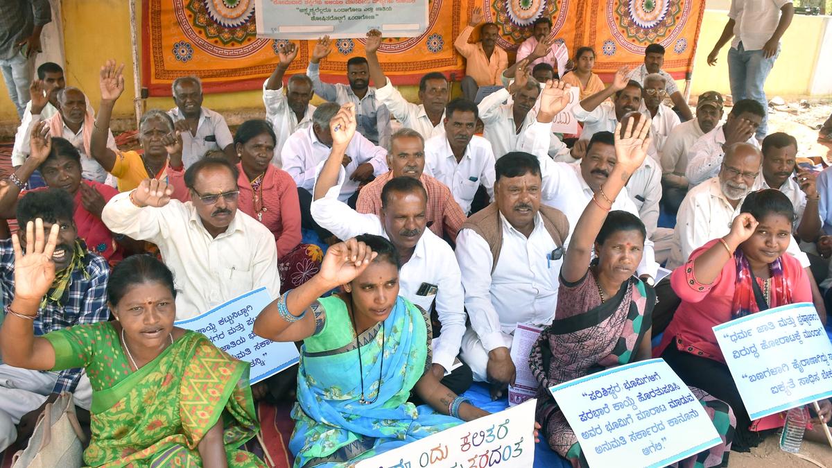 Tribals stage protest in Mysuru, demand internal reservation