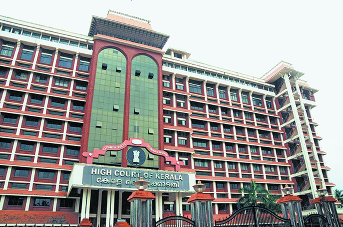 Kerala High Court Removes 'Provocative Dress' Remark From Civic Chandran's  Bail Order, Dismisses 2 Pleas Challenging Anticipatory Bail