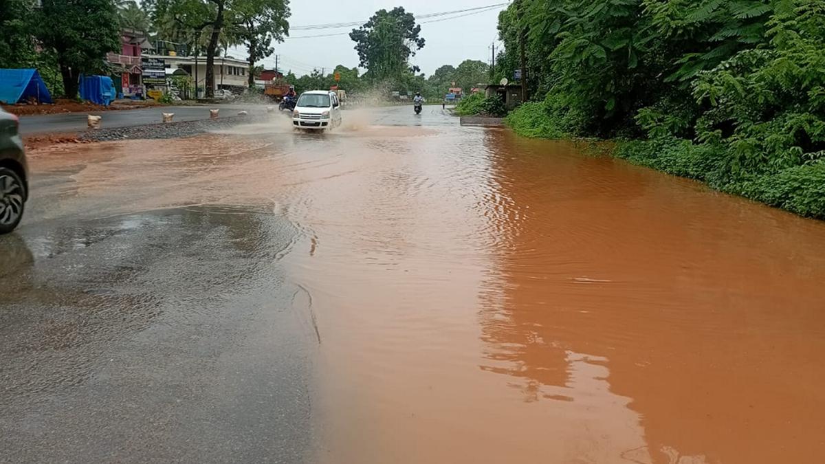 Rains continue to lash the coast; Kukke Subrahmanya bathing ghat submerged in flood waters