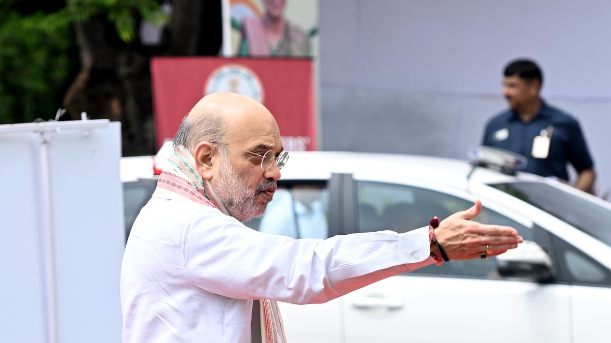 https://th-i.thgim.com/public/incoming/iaubn1/article69974220.ece/alternates/LANDSCAPE_1200/SPEAKERS%20MEETING%20AMITSHAH%20DELHI%202025_24_08_23.jpg