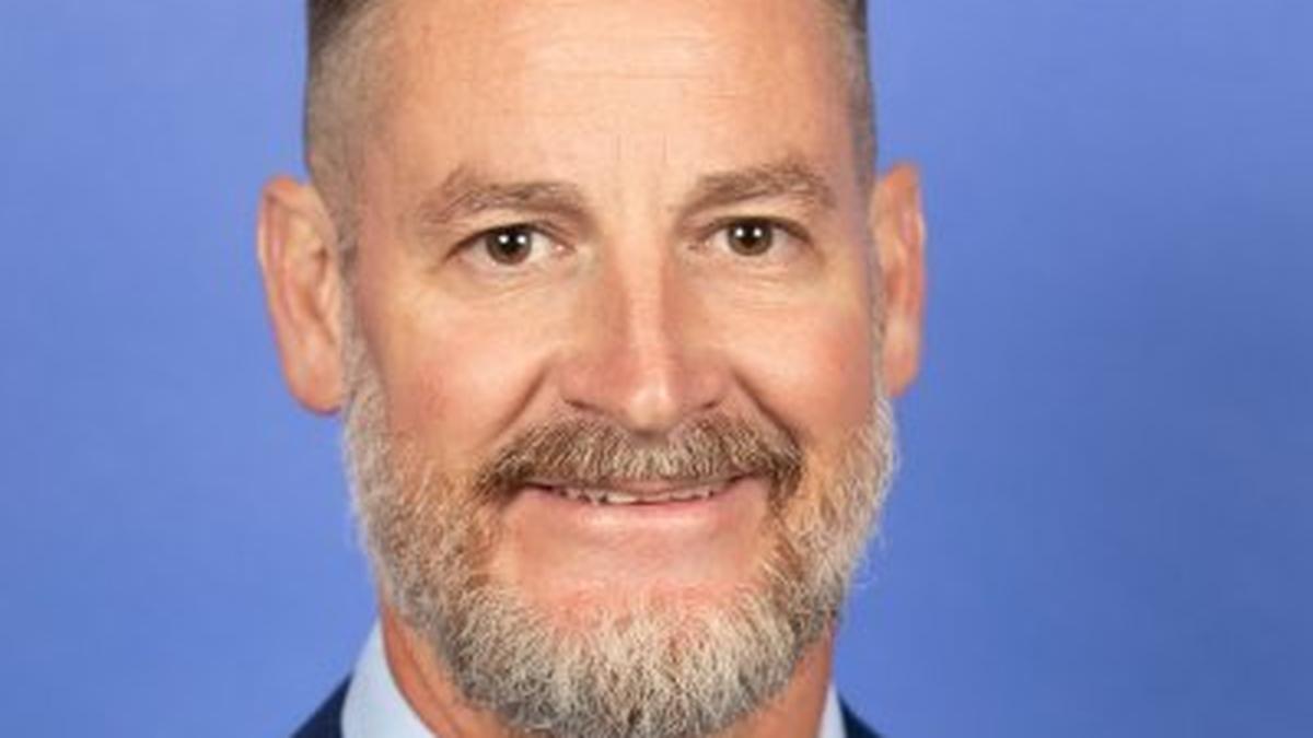 U.S. lawmaker introduces bill to end H1B visa program