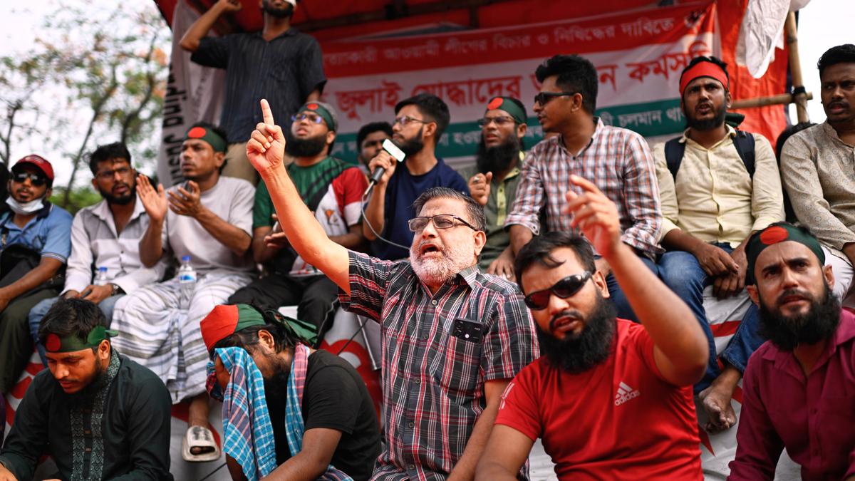 https://th-i.thgim.com/public/incoming/id1o91/article69565030.ece/alternates/LANDSCAPE_1200/Bangladesh_Politics_26264.jpg