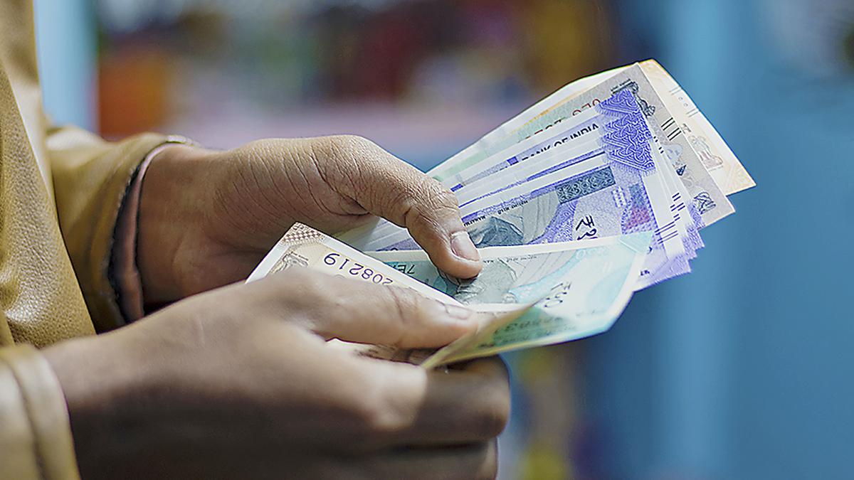 Two policewomen suspended for accepting bribe in POCSO case in Cuddalore