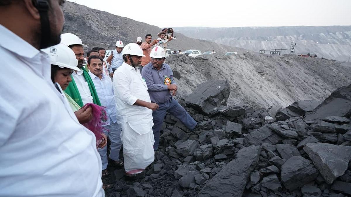 A political dust storm over the Singareni coal mines
Premium