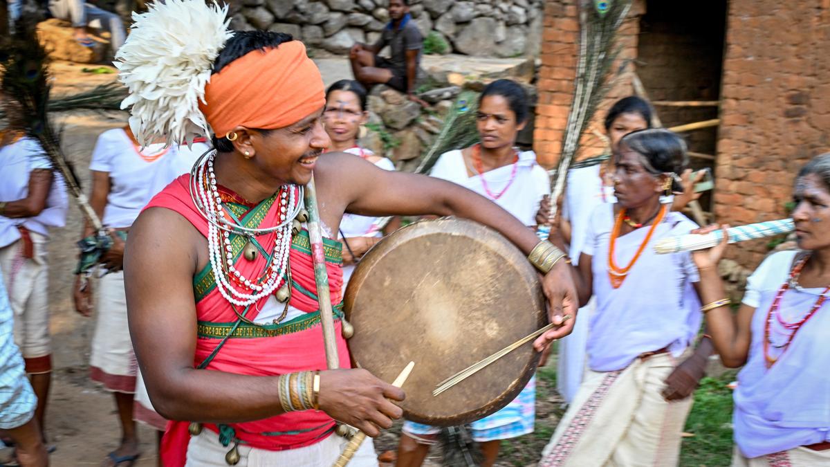 News in Frames: Traditions in transition