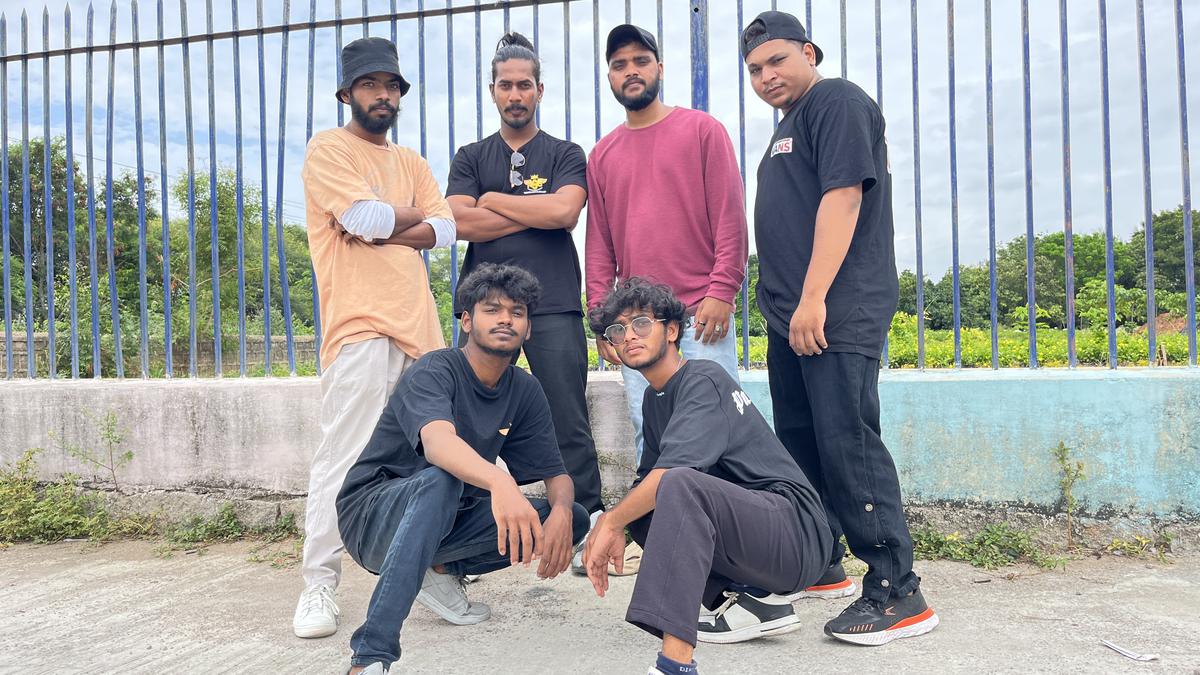 Hyderabad Street Culture is a hip hop community based in Hyderabad
