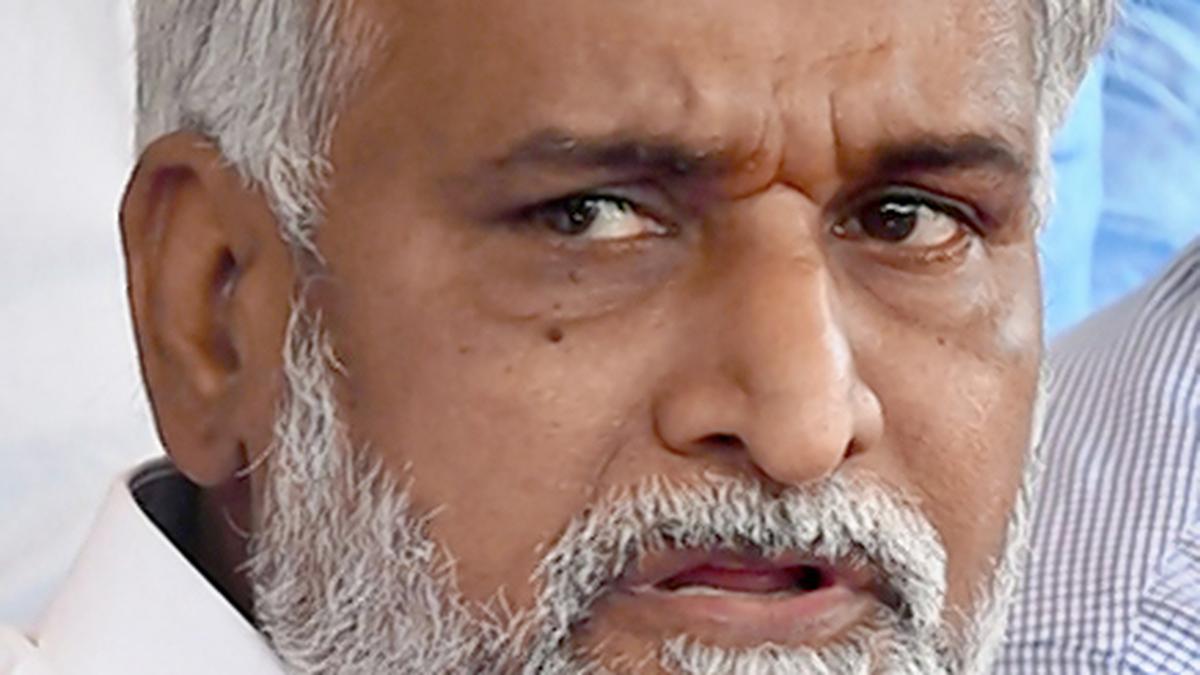 Separate queue in temples to facilitate easy darshan for senior citizens and pregnant women: HR&CE Minister