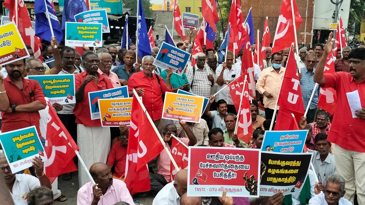 TNSTC workers, pensioners demand old pension scheme