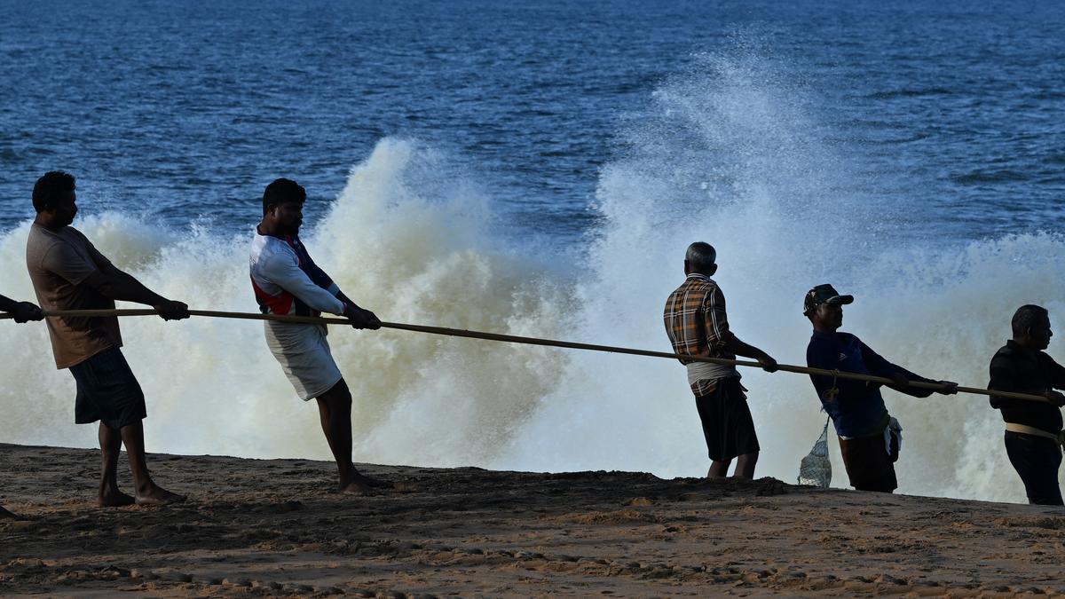INCOIS sounds high wave alert along coasts of Goa, Karnataka, Maharashtra and Kerala; calls for suspension of beach activities