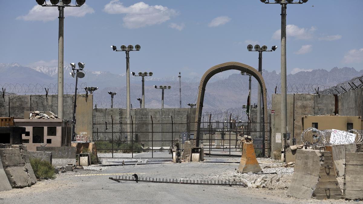https://th-i.thgim.com/public/incoming/ikwg73/article70069369.ece/alternates/LANDSCAPE_1200/Trump_Afghanistan_61545.jpg