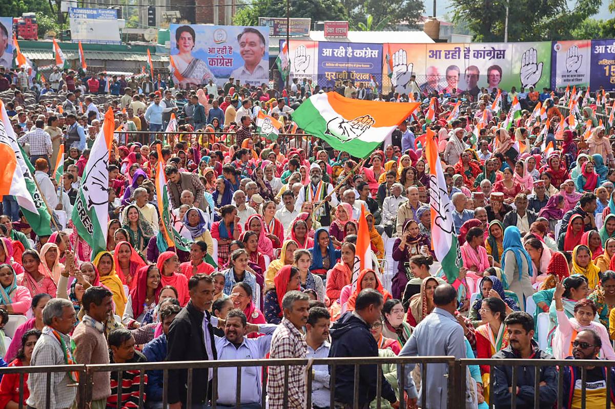 Himachal Pradesh Assembly elections | Congress releases manifesto; promises free power, ₹1,500 a month for women