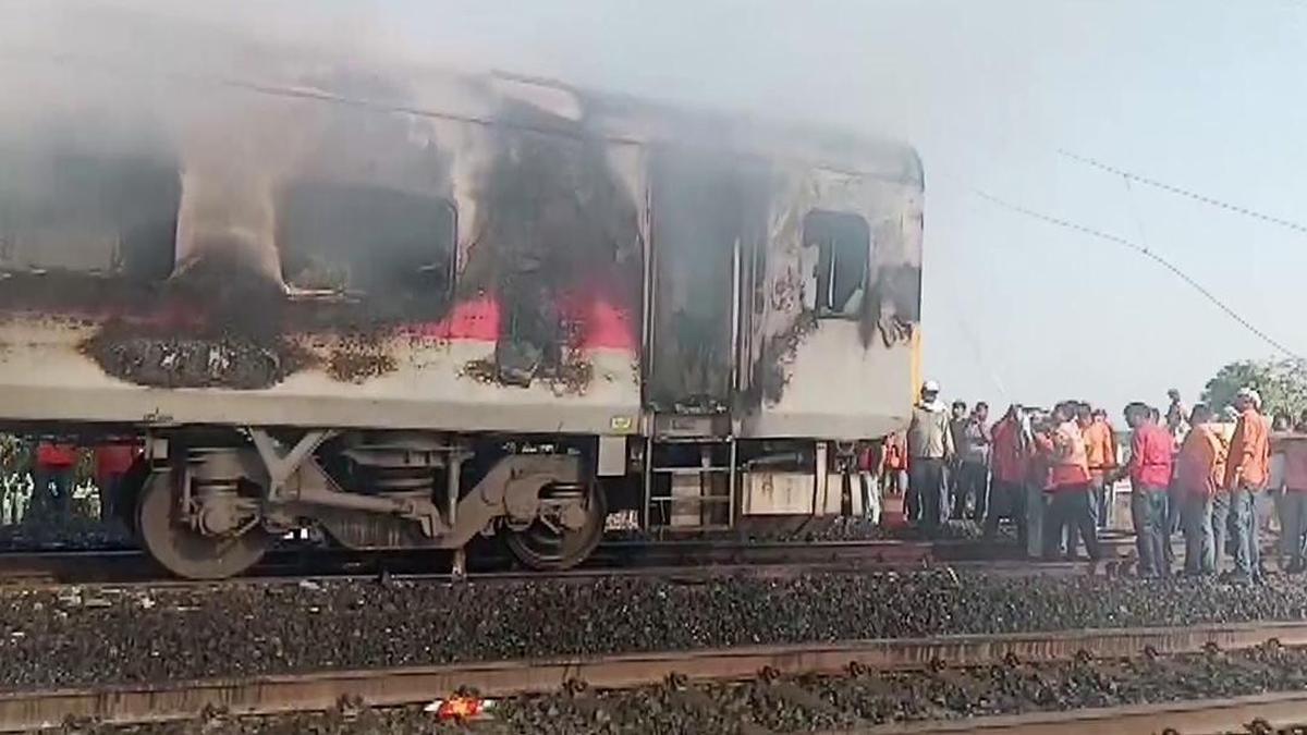High-level inquiry committee set up to probe fire in Rajdhani Express: Railway Board