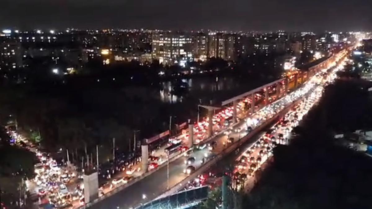 Bengaluru’s tech corridor witnesses massive traffic gridlock