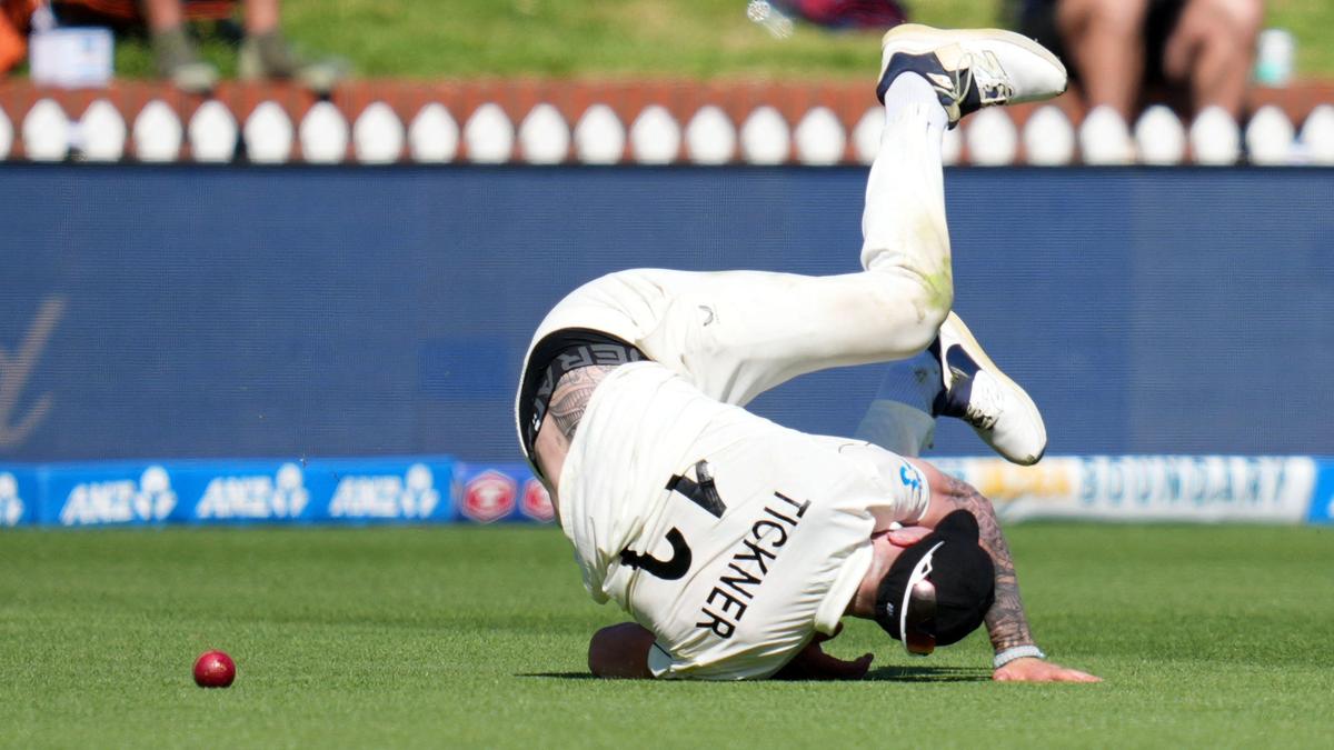 वेस्टइंडीज के 205 रन पर ऑल आउट होने से न्यूजीलैंड ने टिकनेर को खो दिया वेस्टइंडीज के 205 रन पर ऑल आउट होने से न्यूजीलैंड ने टिकनेर को खो दिया