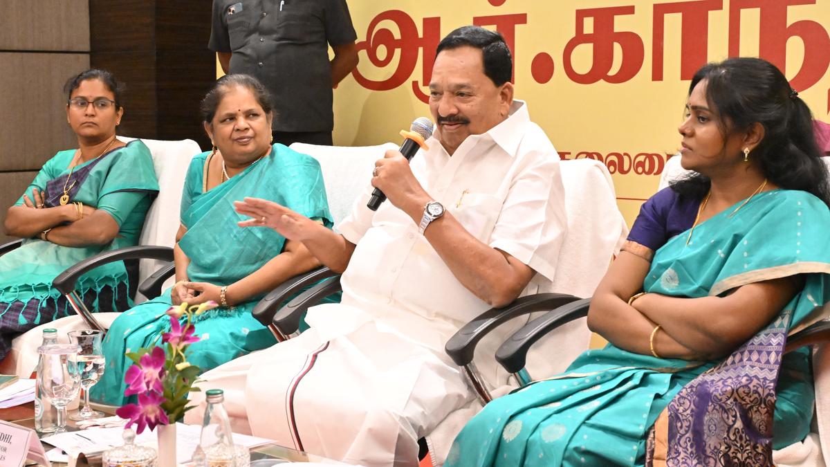 Tamil Nadu government considering all the demands of the textile industry, says Minister