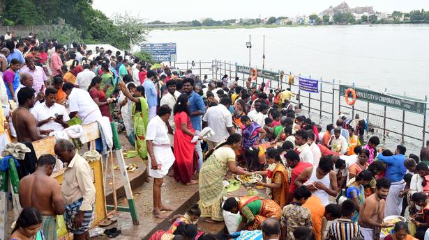 Aadi Perukku celebrated with traditional gaiety, as Cauvery brims
