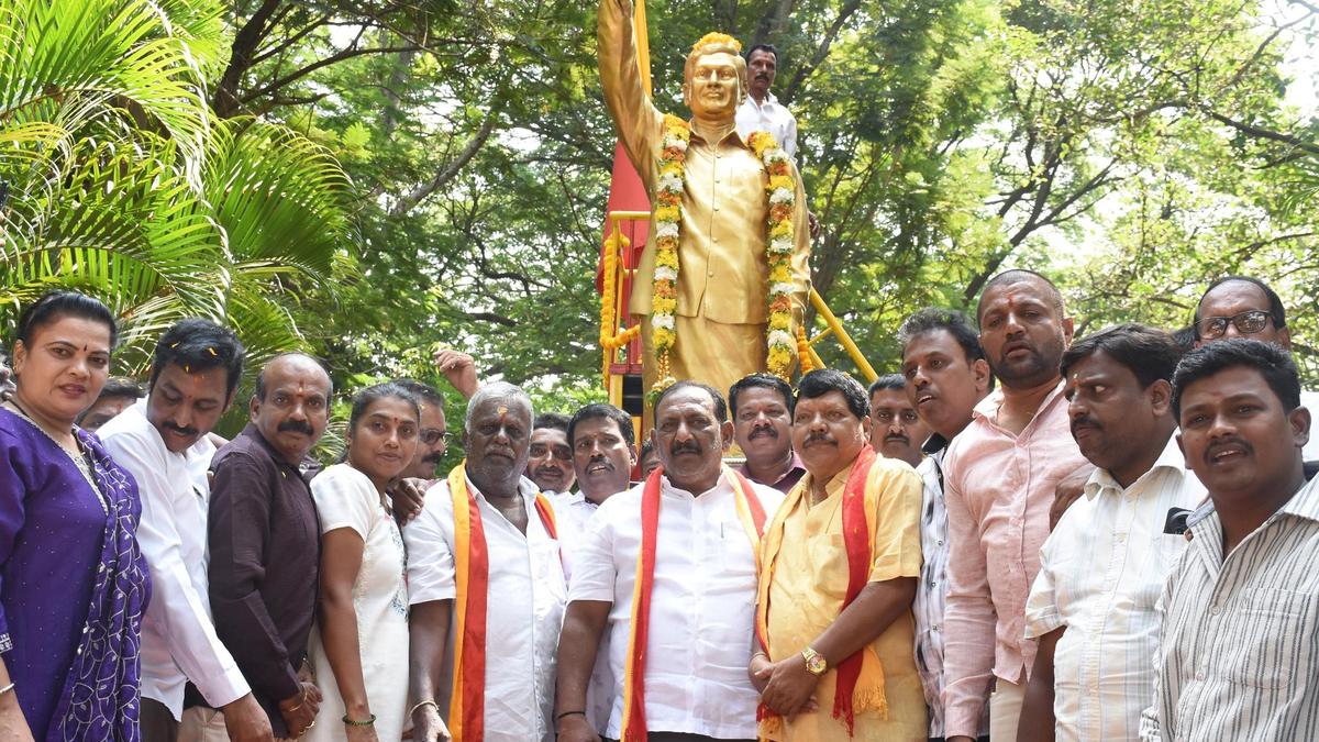 ‘Rajkumar brought honour to Kannada language’