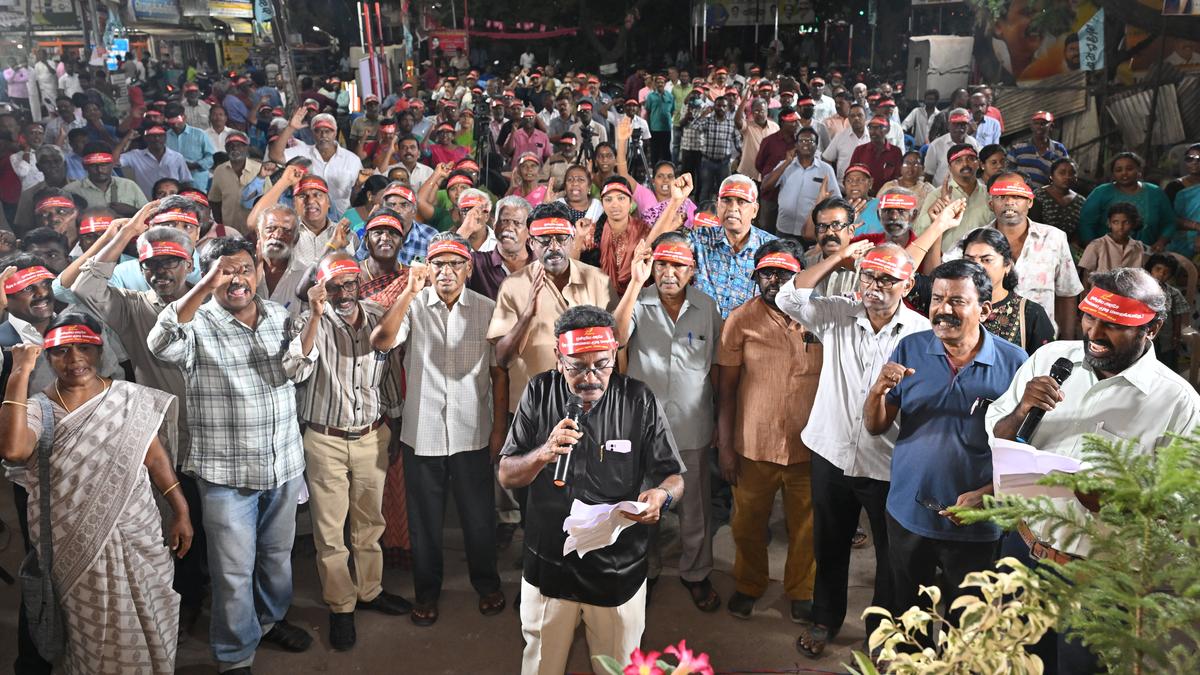 ‘Minister, functionaries with no knowledge of archaeology cannot comment on expert’s findings’