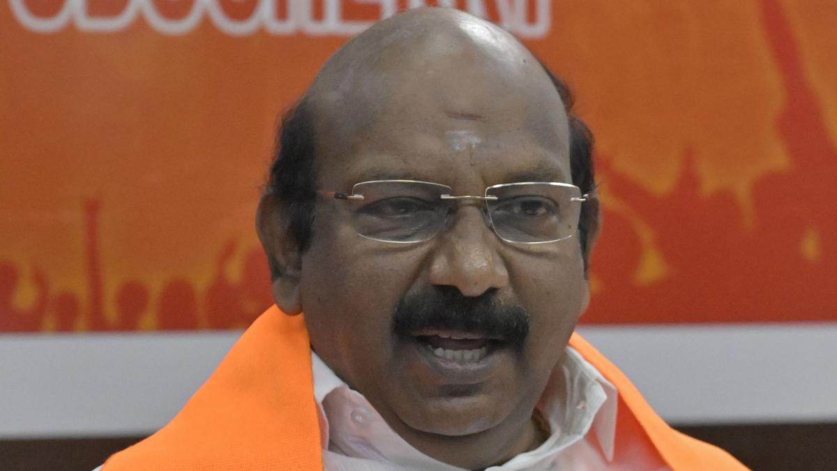 BJP submits memorandum to Union Minister demanding a Madras High Court Bench in Puducherry