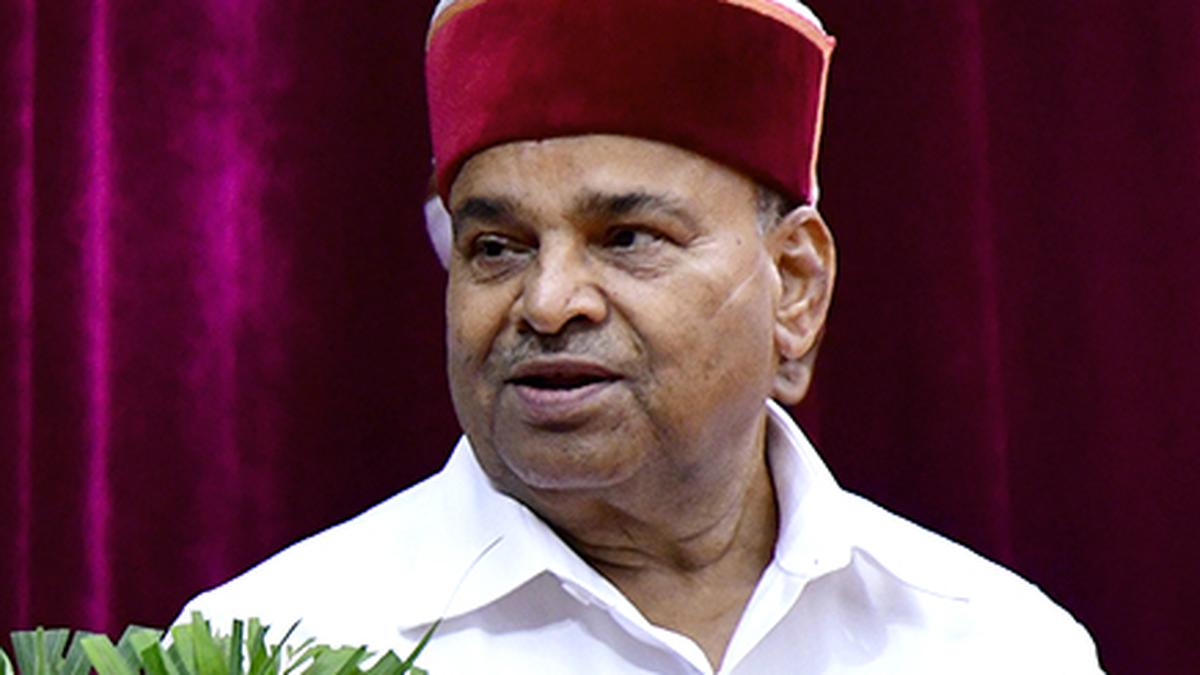 Protest during Governor&rsquo;s speech at Kuvempu University convocation