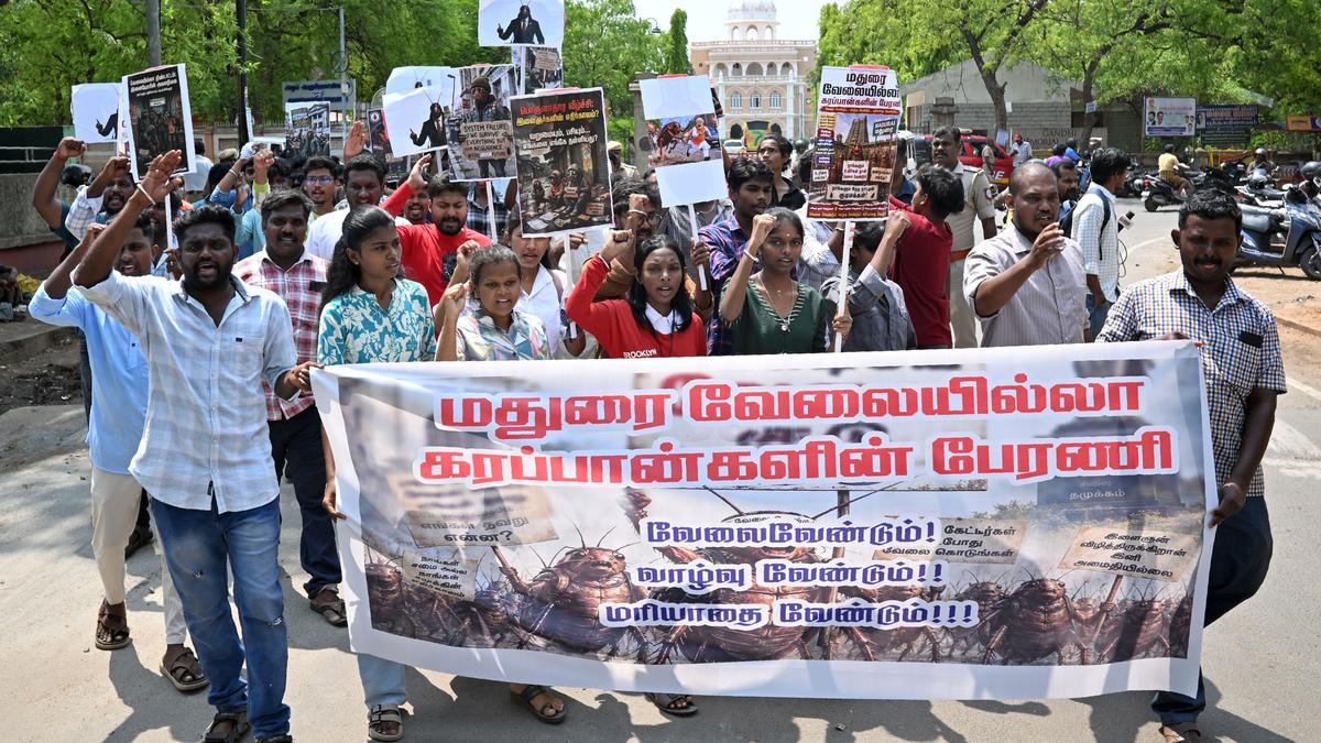 Youth under ‘unemployed cockroaches’ banner carry out rally in Madurai
