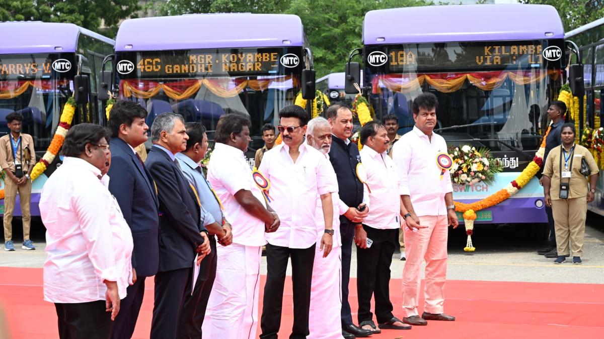 T.N. CM Stalin flags off 120 new low-floor electric buses in Chennai