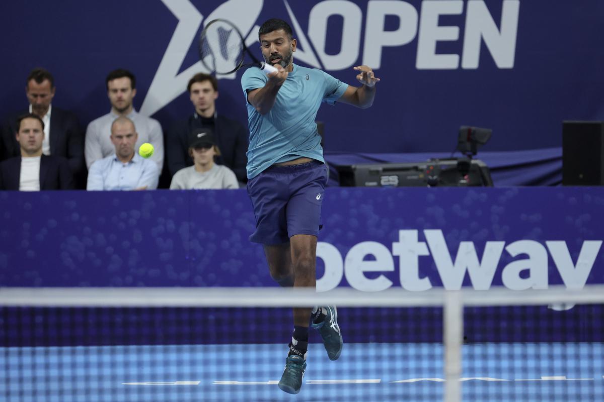 Bopanna and Middelkoop lose quarterfinals in Vienna