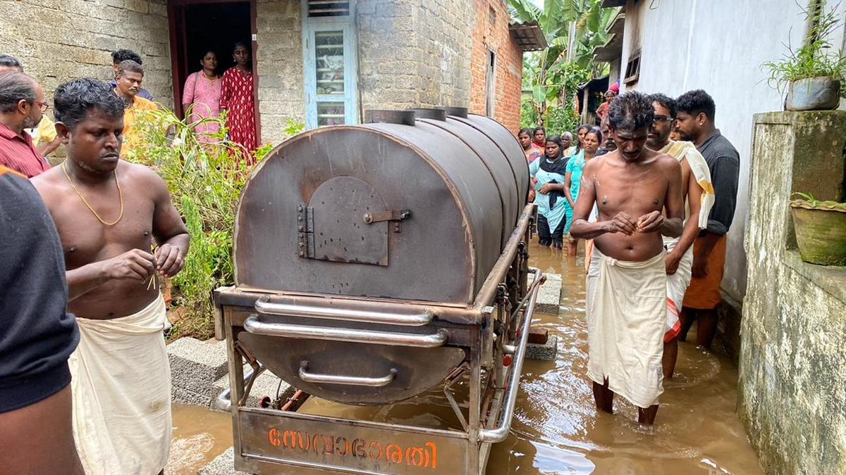 Even the dead cannot escape floods in Kuttanad