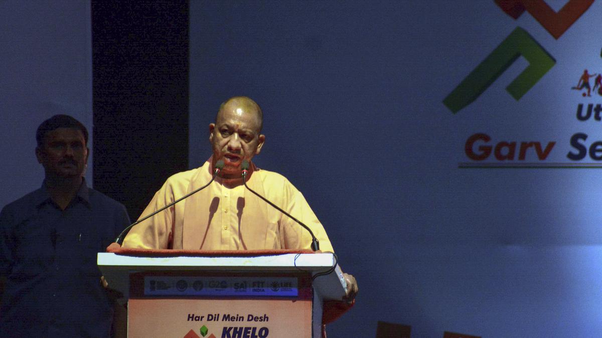Yogi praises Modi’s leadership at Tiffin Pe Charcha programme in U.P.