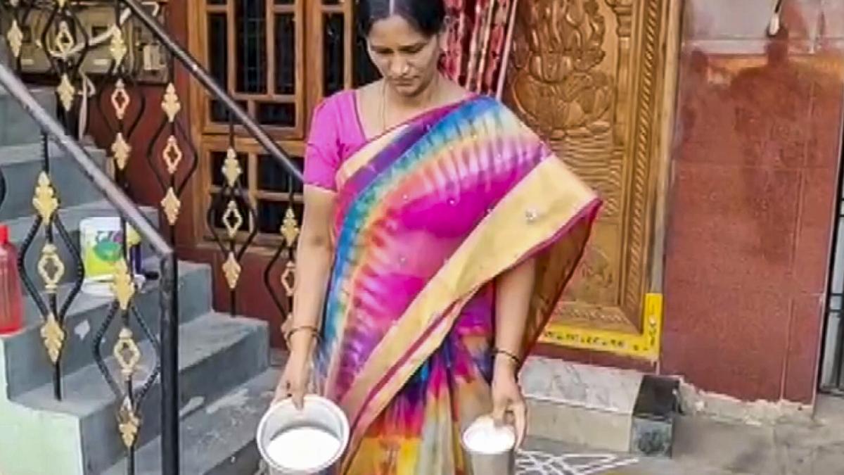 Food Safety officials raid milk booths, collect samples in Andhra 