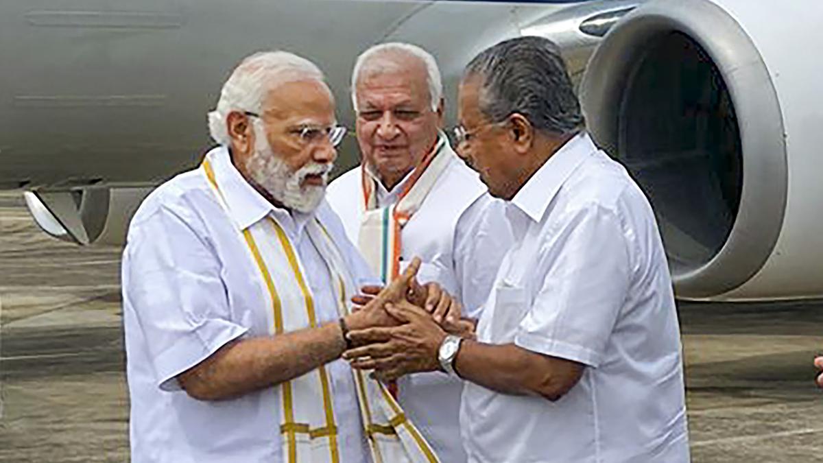 PM Modi arrives in Thiruvananthapuram