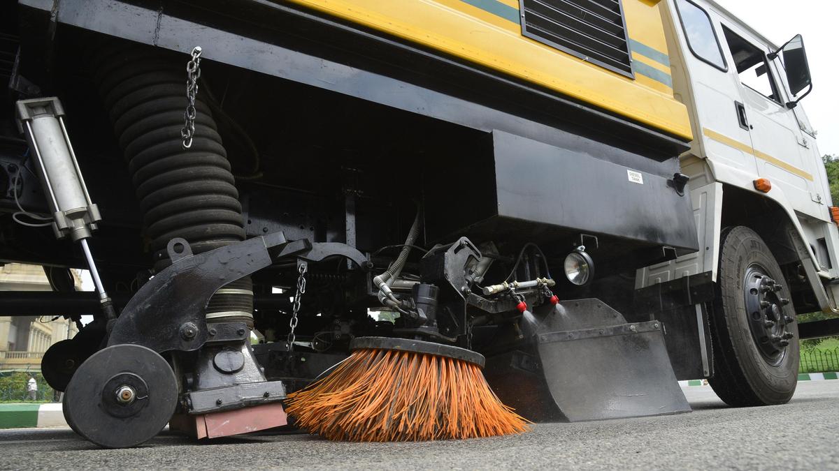 Road-sweeper machines benefit only 18% of Capital’s population: study