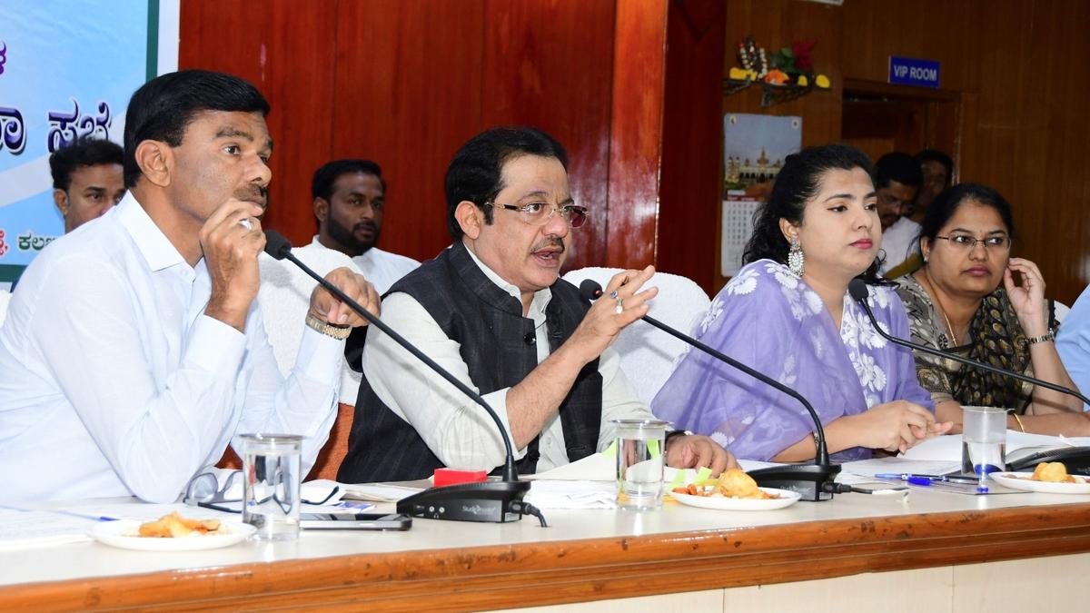 One month deadline set for completing Wakf property khata update in Kalaburagi, Yadgir