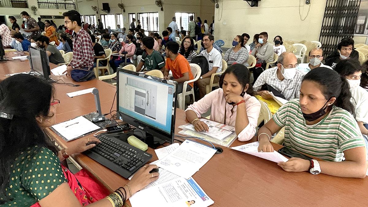 596 seats remain vacant after second round of medical counselling this year  - The Hindu
