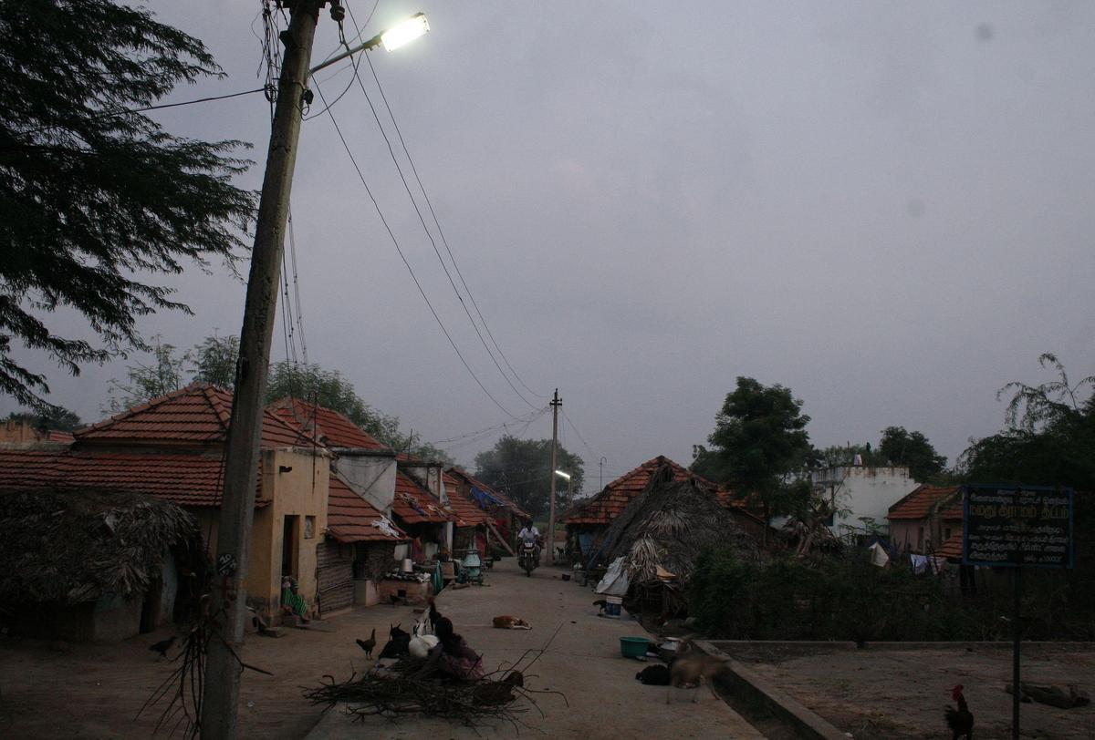 thehindu.com - B.S. Satish Kumar - State Finance Commission recommends probe into power billing of panchayat installations