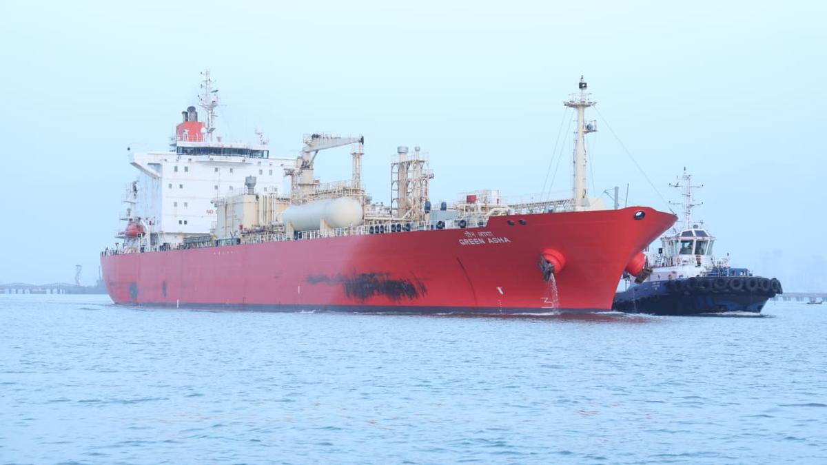 Tanker carrying 15,400 tonnes of LPG arrives at JNPA in Navi Mumbai