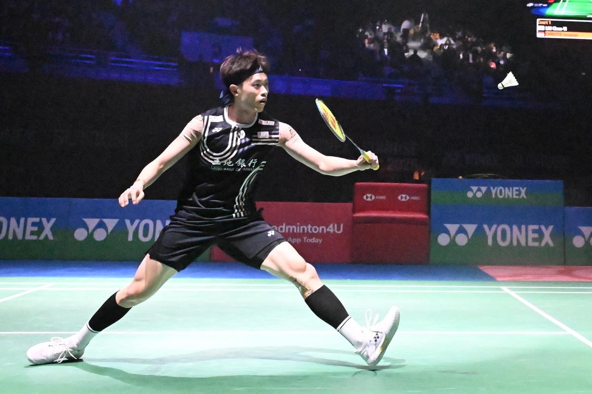 Lin makes a return in the final. Lin makes a return in the final.