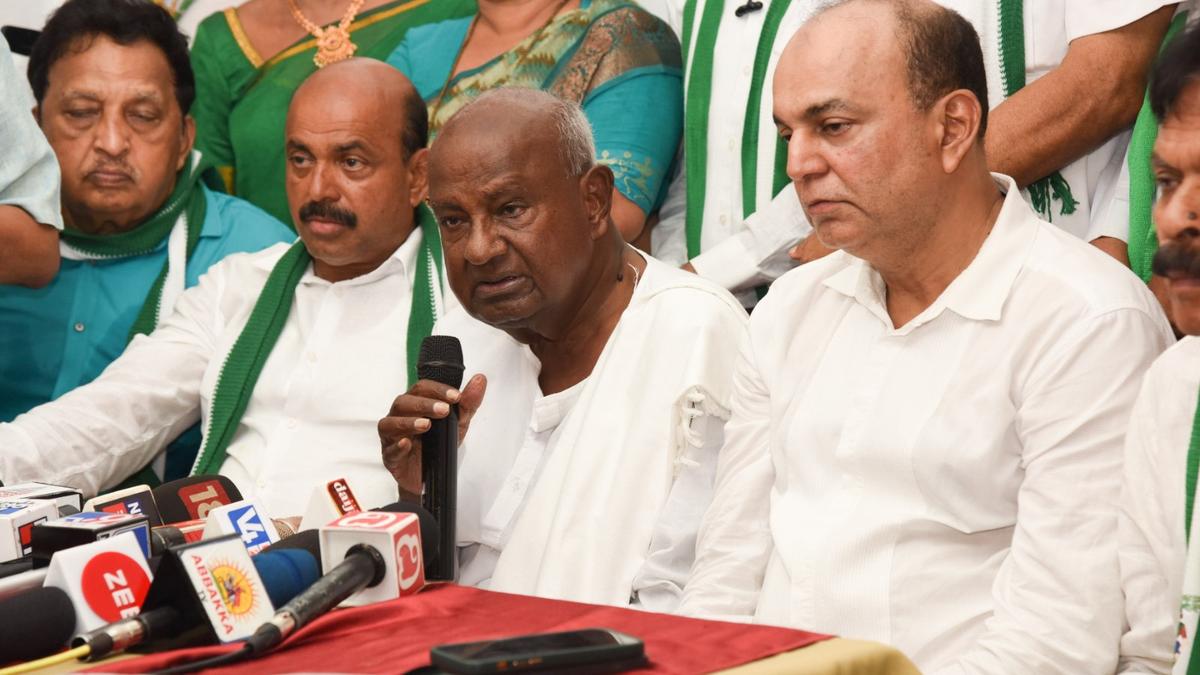 Kumaraswamy to become CM again as JD(S) will get majority, says Deve Gowda