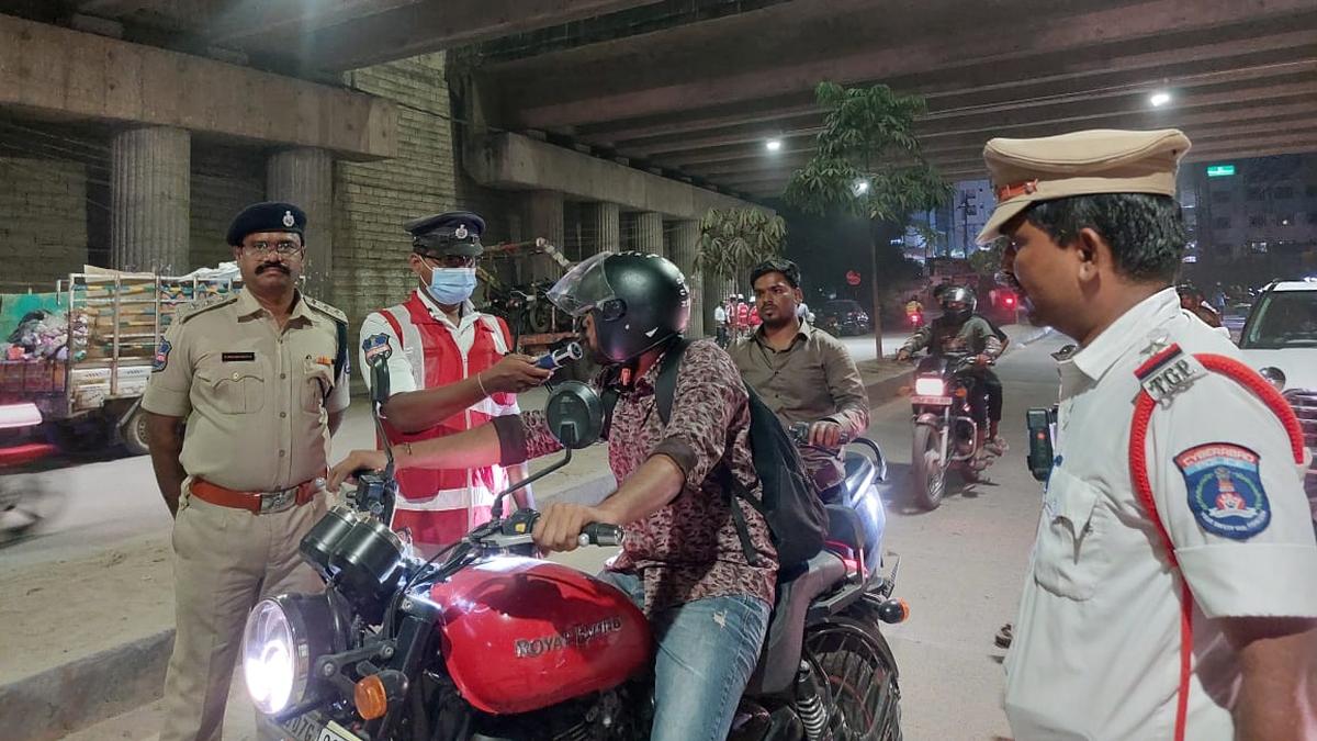 466 booked for drunk driving in Cyberabad during weekend special drive