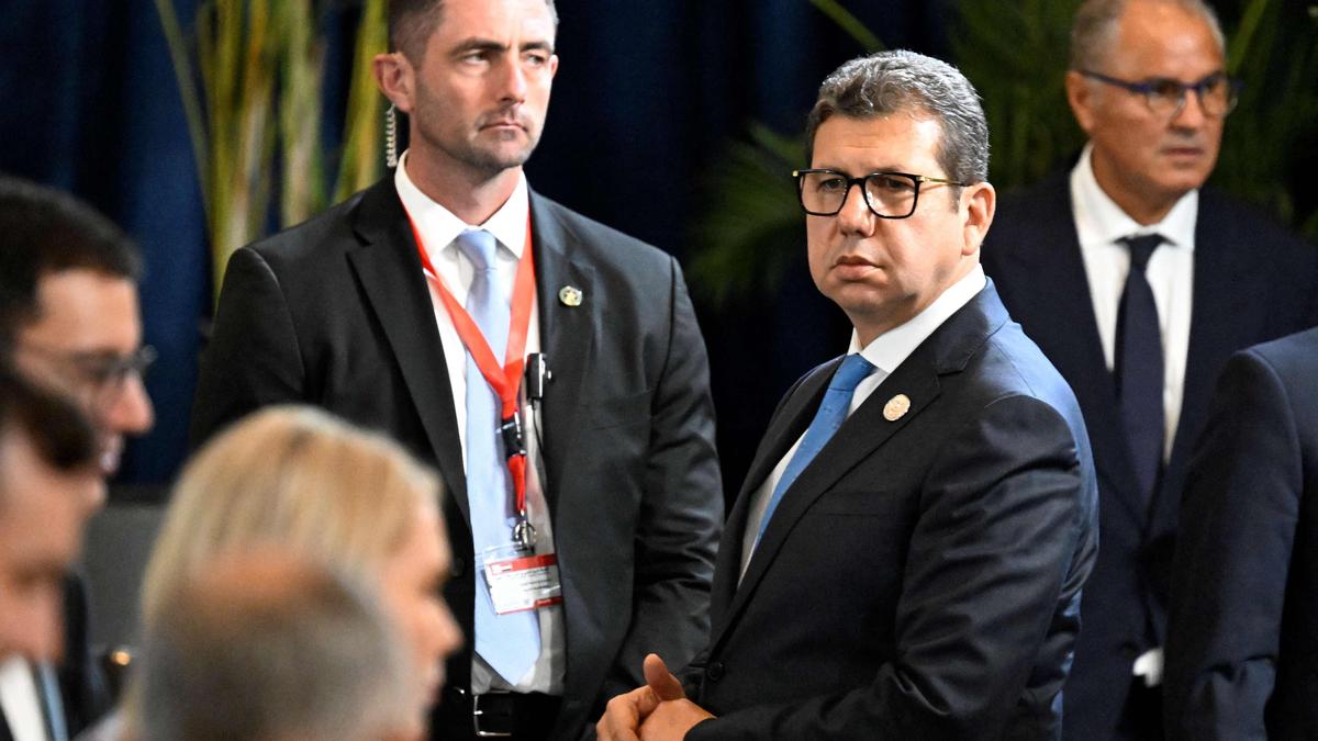 Egyptian intelligence chief meets with Israeli PM Netanyahu for Gaza talks